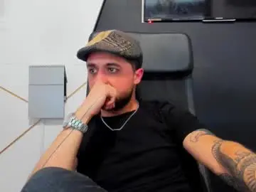 Chaturbate Best live sex cam show of jamesmyersx