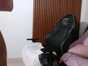 Chaturbate Free Porn Cam of loren_tay