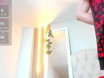 Chaturbate Live Sex Cam of alexa_bravva