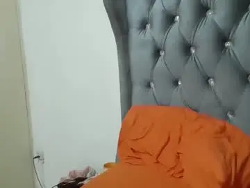 Chaturbate Adult Video Chat of blondebarbiey