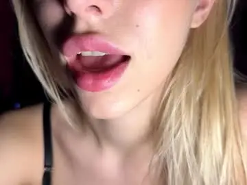 Chaturbate Live Sex of elysia_xo