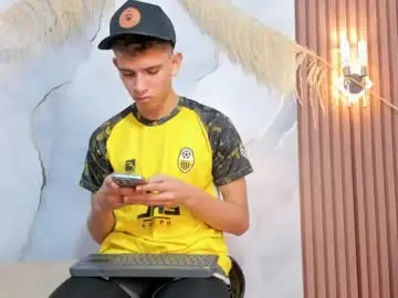 Chaturbate Sex Chat of ethanhot_os
