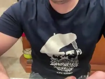 Chaturbate Free Porn Cam of jjbb6644