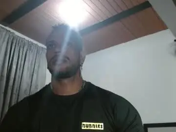 Chaturbate Live Porn of manolofitt