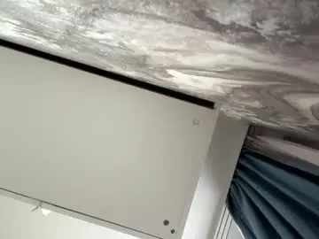 Chaturbate Live Sex Cam of rochellehouis