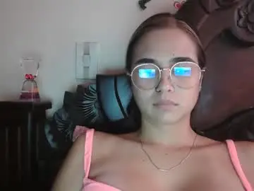 Chaturbate Nude Webcam of triana_bell