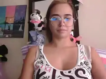 Chaturbate Live Sex of triana_bell