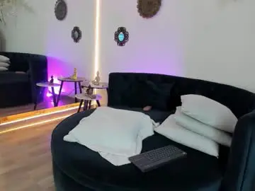 Chaturbate Sex Cam of mia_davis__
