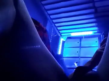 Chaturbate Sex Cam of sparkyspeedway
