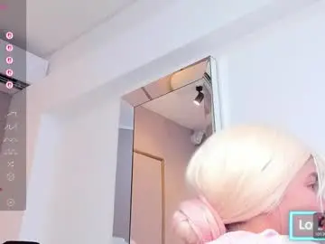 Chaturbate Live Sex Cam of zoeysnow