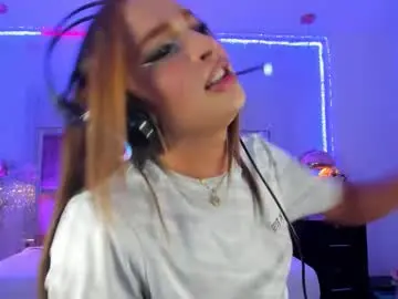 Chaturbate Watch Live Sex Cams of kylievictoria_