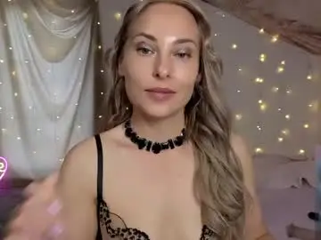 Chaturbate Free Live Porn of ladyadele1