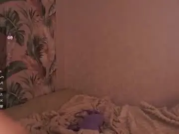 Chaturbate Live Sex Cam of zara_shine