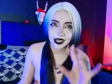 Chaturbate Live Sex Cam of aylen_darkmoor