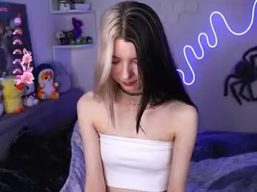 Chaturbate Adult Video Chat of emmie_everly