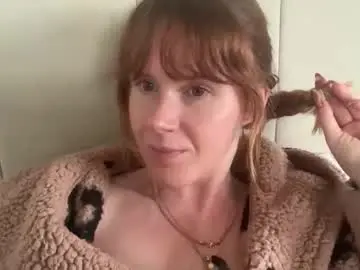 Chaturbate Watch Live Sex Cams of red_head_rosie_69
