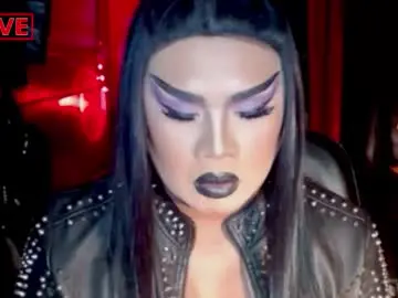 Chaturbate Live Porn of temptress_cocoxxx