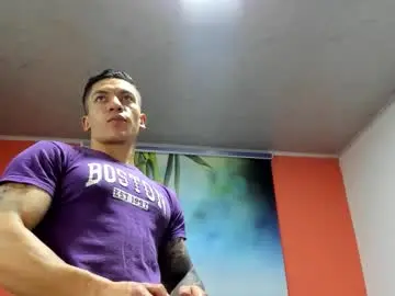 Chaturbate Watch Live Sex Cams of aquiles_51