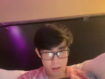 Chaturbate Sex Cam of hottiewithabody101