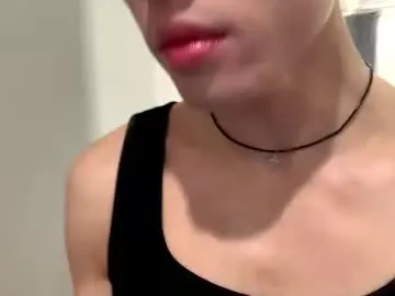 Chaturbate Free Porn Cam of hottiewithabody101