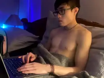 Chaturbate Nude Webcam of hottiewithabody101