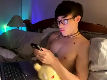 Chaturbate Watch Live Sex Cams of hottiewithabody101