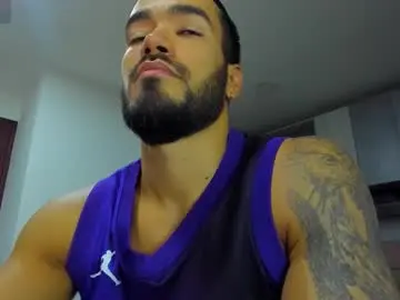 Chaturbate Best live sex cam show of alexander_martines