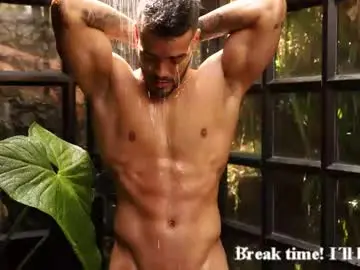 Chaturbate Live Sex of alexander_martines