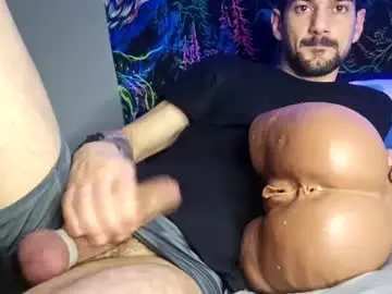Chaturbate Live Porn of bigwhitecock_liam