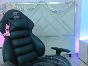 Chaturbate Sex Cam of chipi_tay