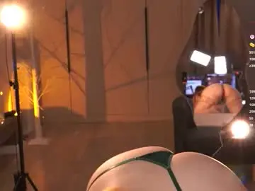 Chaturbate Best live sex cam show of ffoxyflame