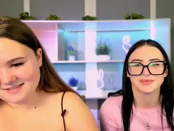 Chaturbate Live Sex Cam of alia_skay