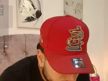 Chaturbate Sex Cam of amadeo_wild