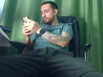 Chaturbate Free Porn Cam of andrewbanner