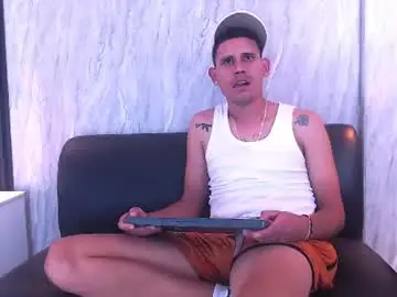 Chaturbate Live Sex of bryan_pirs
