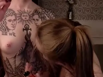 Chaturbate Adult Video Chat of lisanelsona