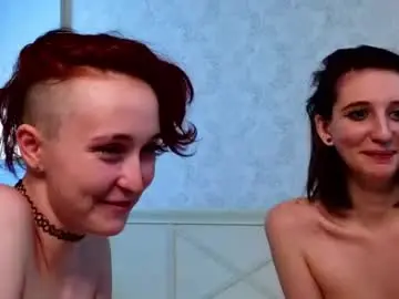 Chaturbate Live Sex Cam of lisanelsona