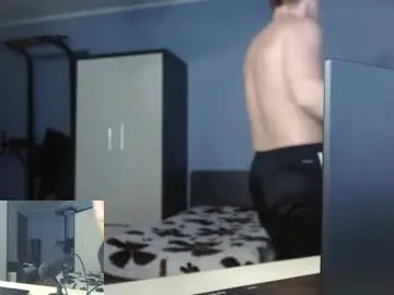 Chaturbate Sex Cam of poliglotjoe2