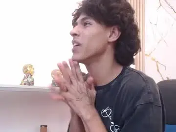 Chaturbate Private Sex Chat of zayn_fox32