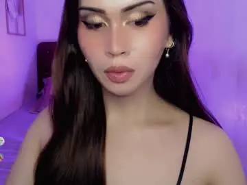 Chaturbate Best live sex cam show of cloudia_babe