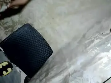 Chaturbate Adult Video Chat of hugecock_macy