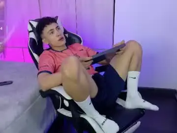 Chaturbate Watch Live Sex Cams of saimonvela