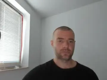 Chaturbate Live Sex Cam of alfiesolomons87