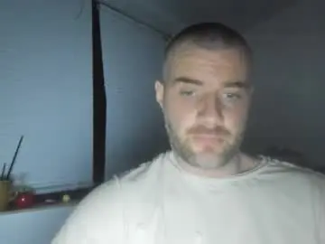 Chaturbate Nude Webcam of alfiesolomons87