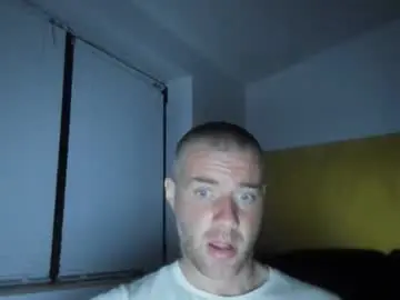 Chaturbate Nude Webcam of alfiesolomons87