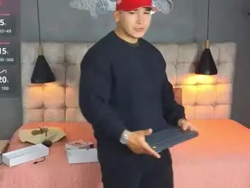 Chaturbate Sex Cam of horny_nick18