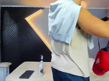 Chaturbate Live Porn of horny_nick18