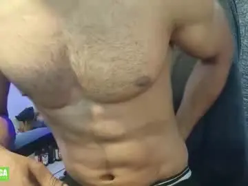 Chaturbate Live Porn of insanestud_miles2