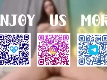 Chaturbate Live Sex Cam of laurenceandviolette