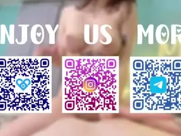 Chaturbate Live Sex Cam of laurenceandviolette